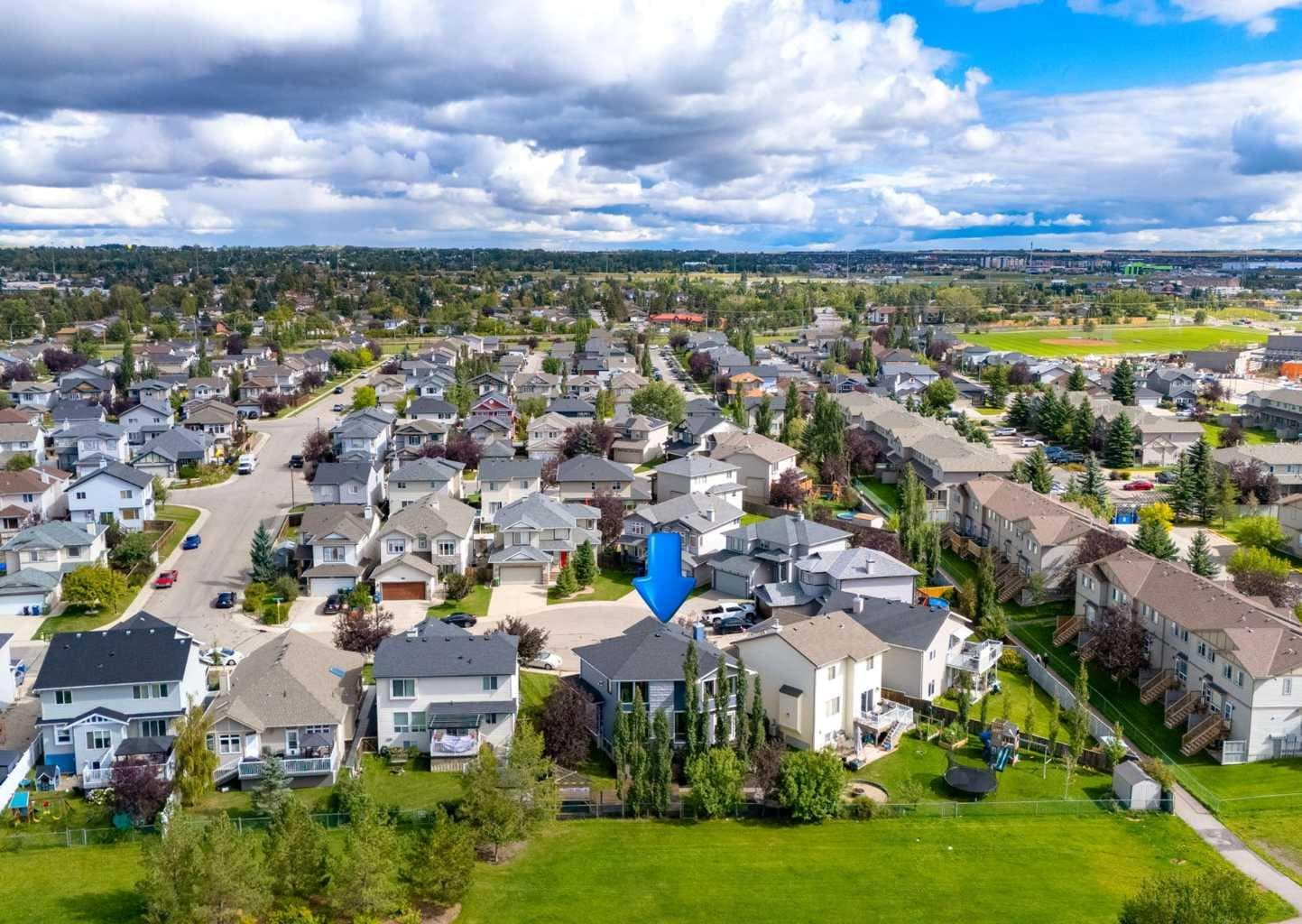 237 Luxstone Green SW