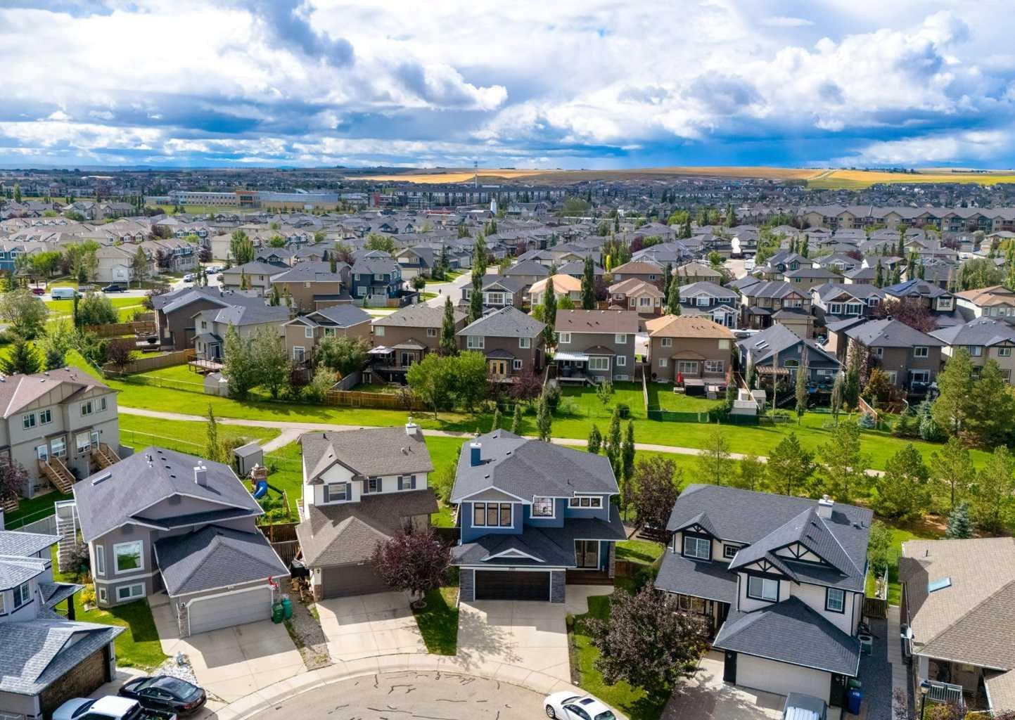 237 Luxstone Green SW