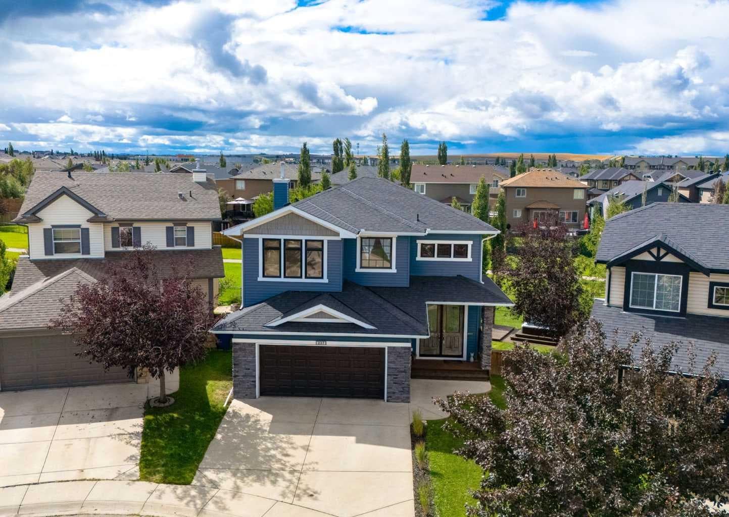 237 Luxstone Green SW