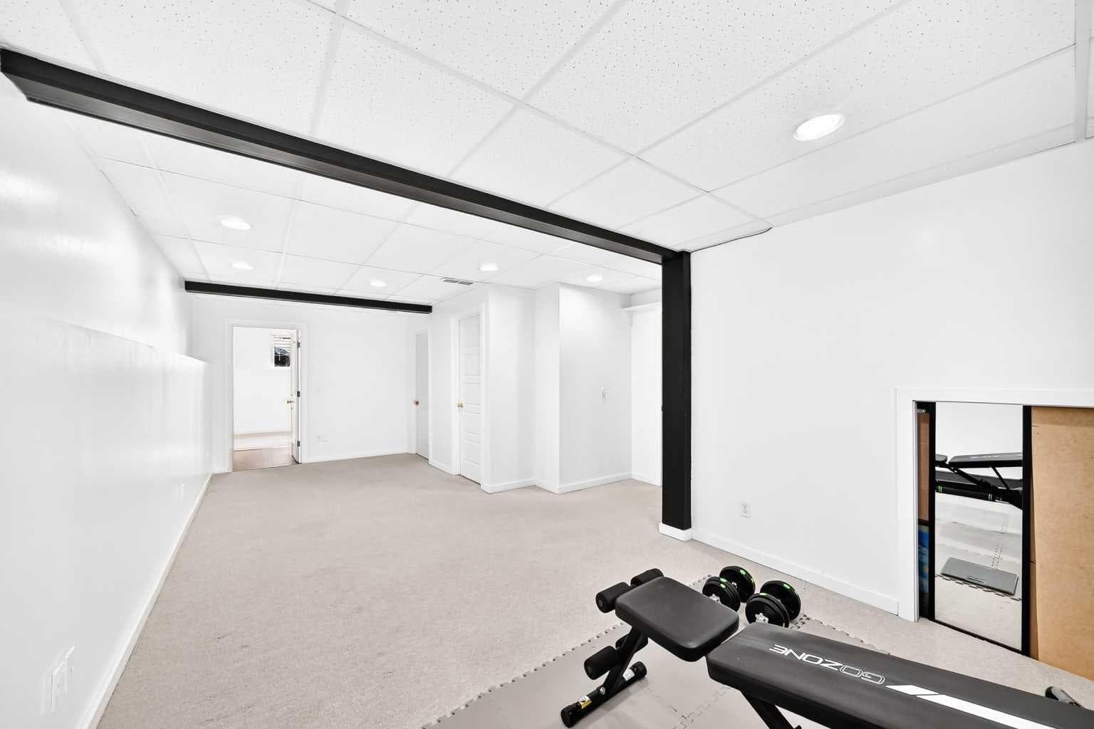 117 Bridleglen Manor SW