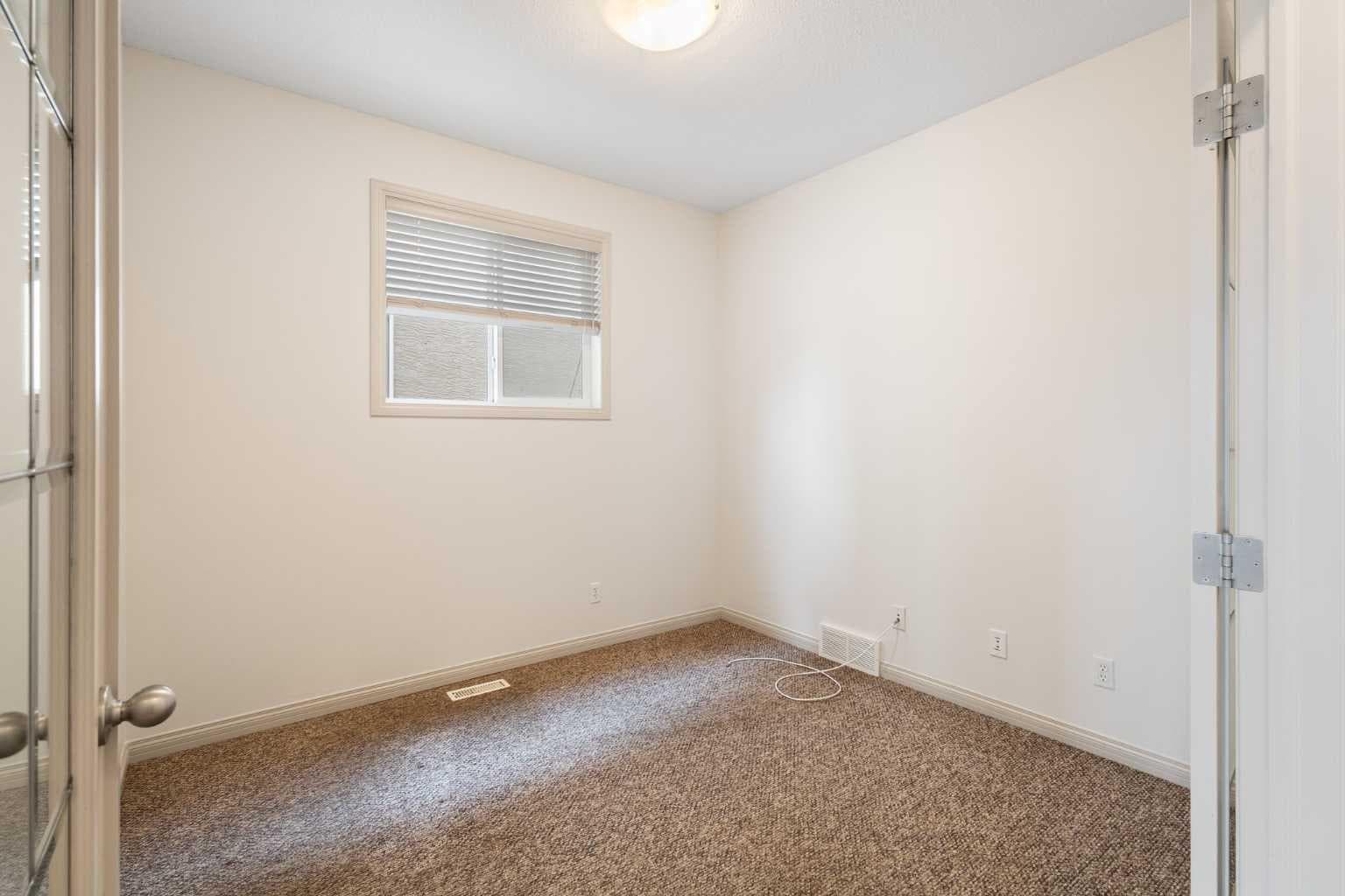 53 Sherwood Way NW