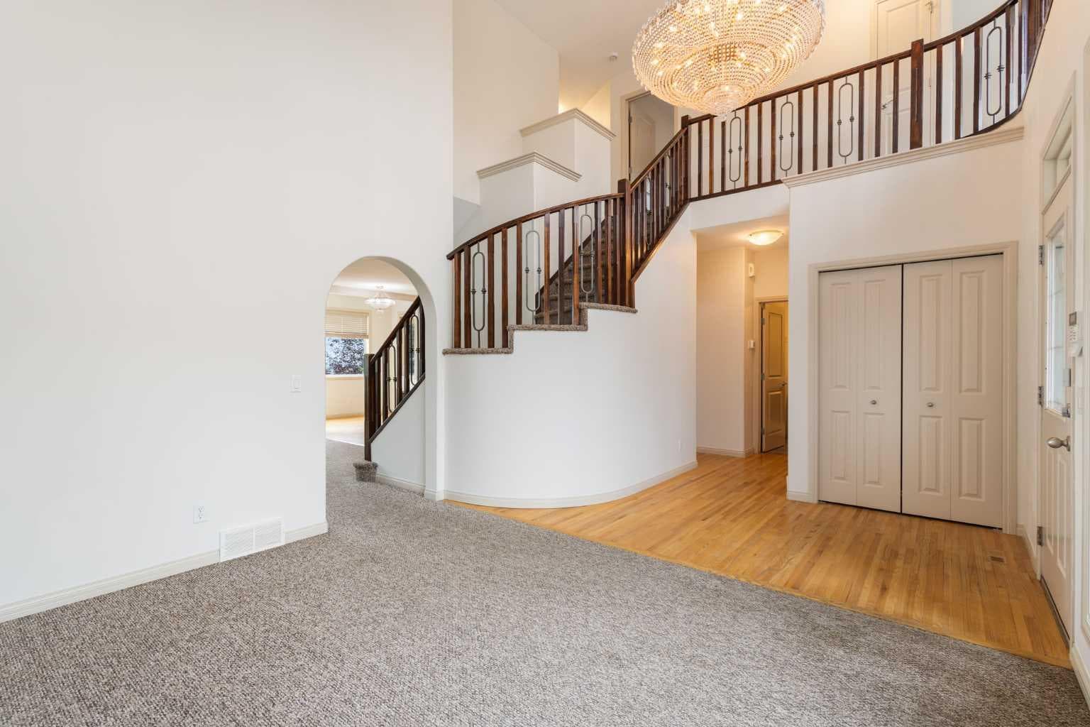 53 Sherwood Way NW