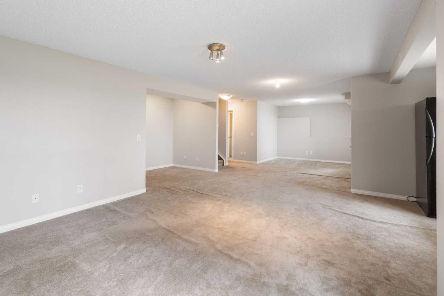 53 Sherwood Way NW