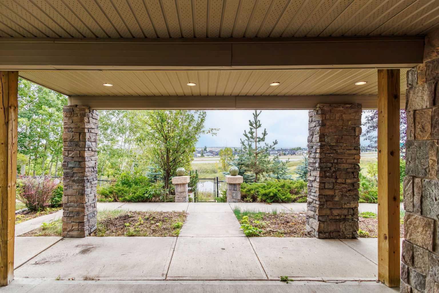 53 Sherwood Way NW