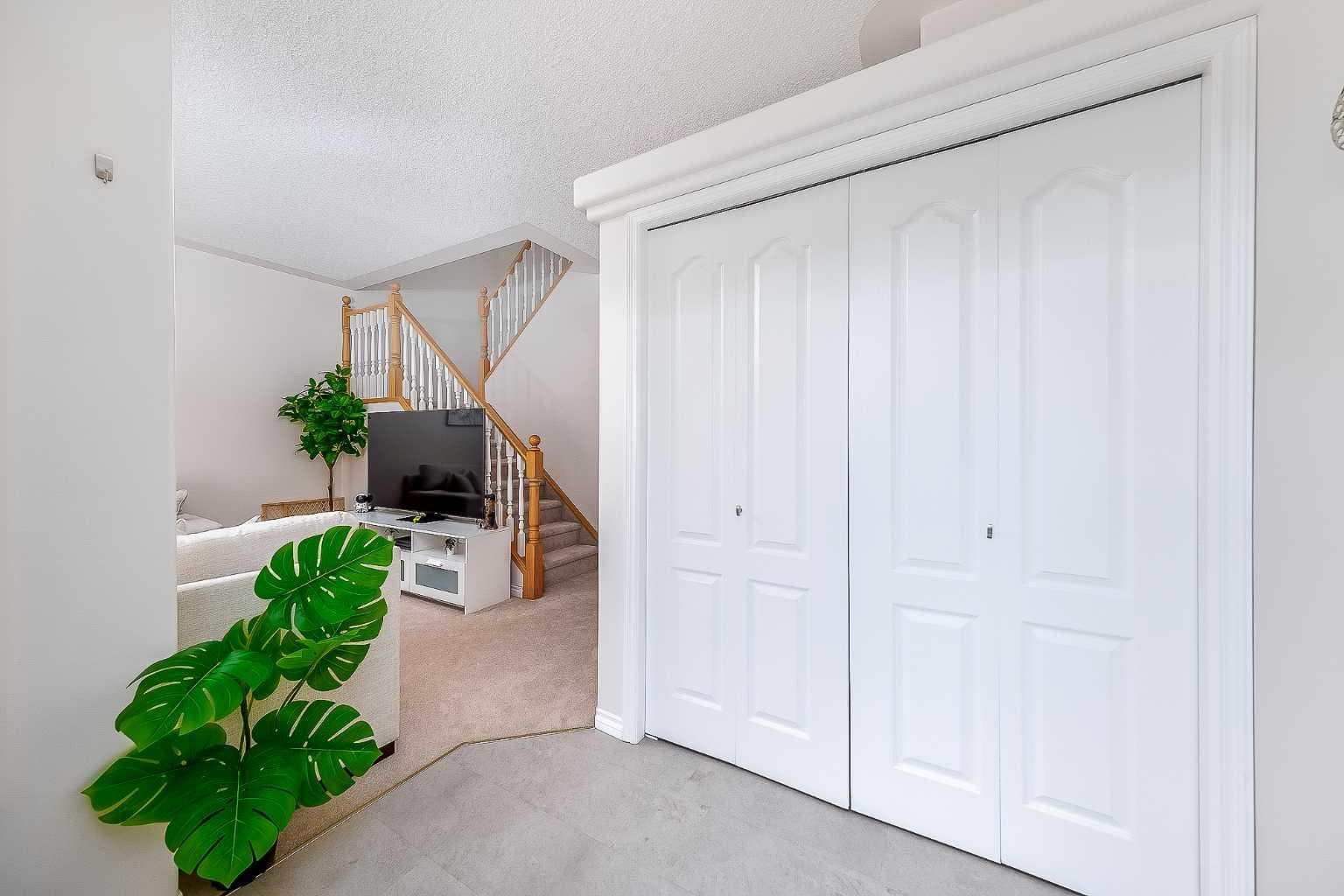 81 Sierra Morena Landing SW