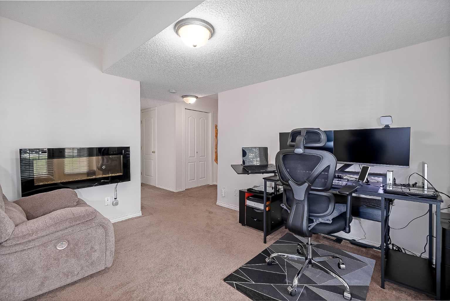 81 Sierra Morena Landing SW