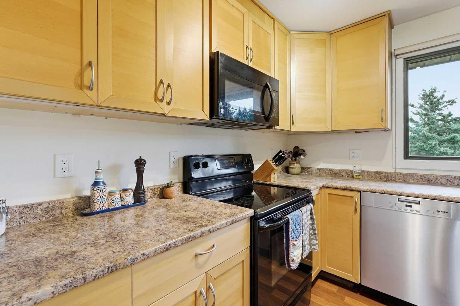 8 Mount Vista Estates 