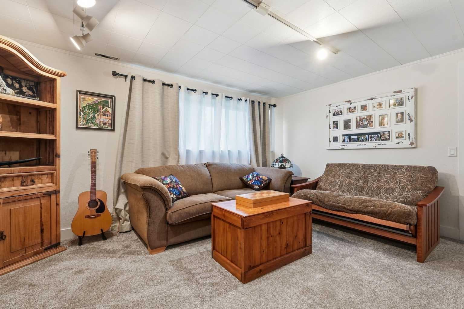 8 Mount Vista Estates 