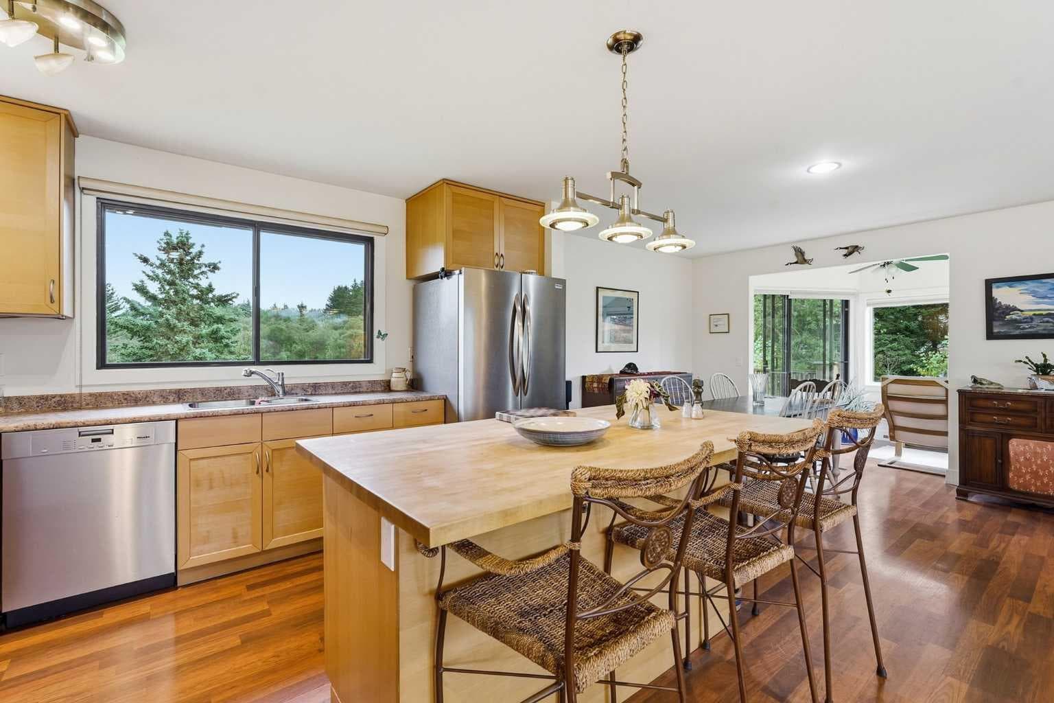 8 Mount Vista Estates 