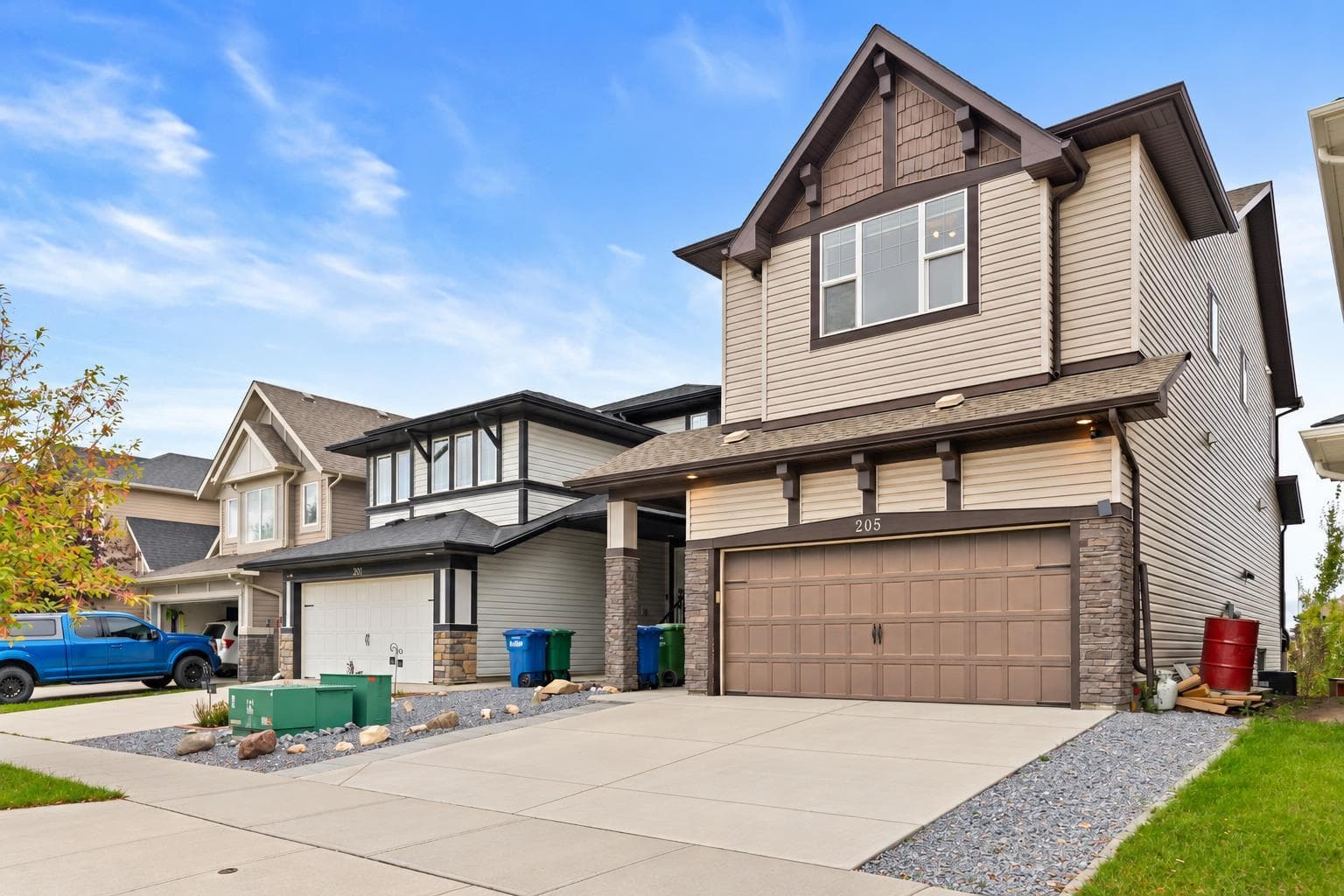 205 Hillcrest Drive SW