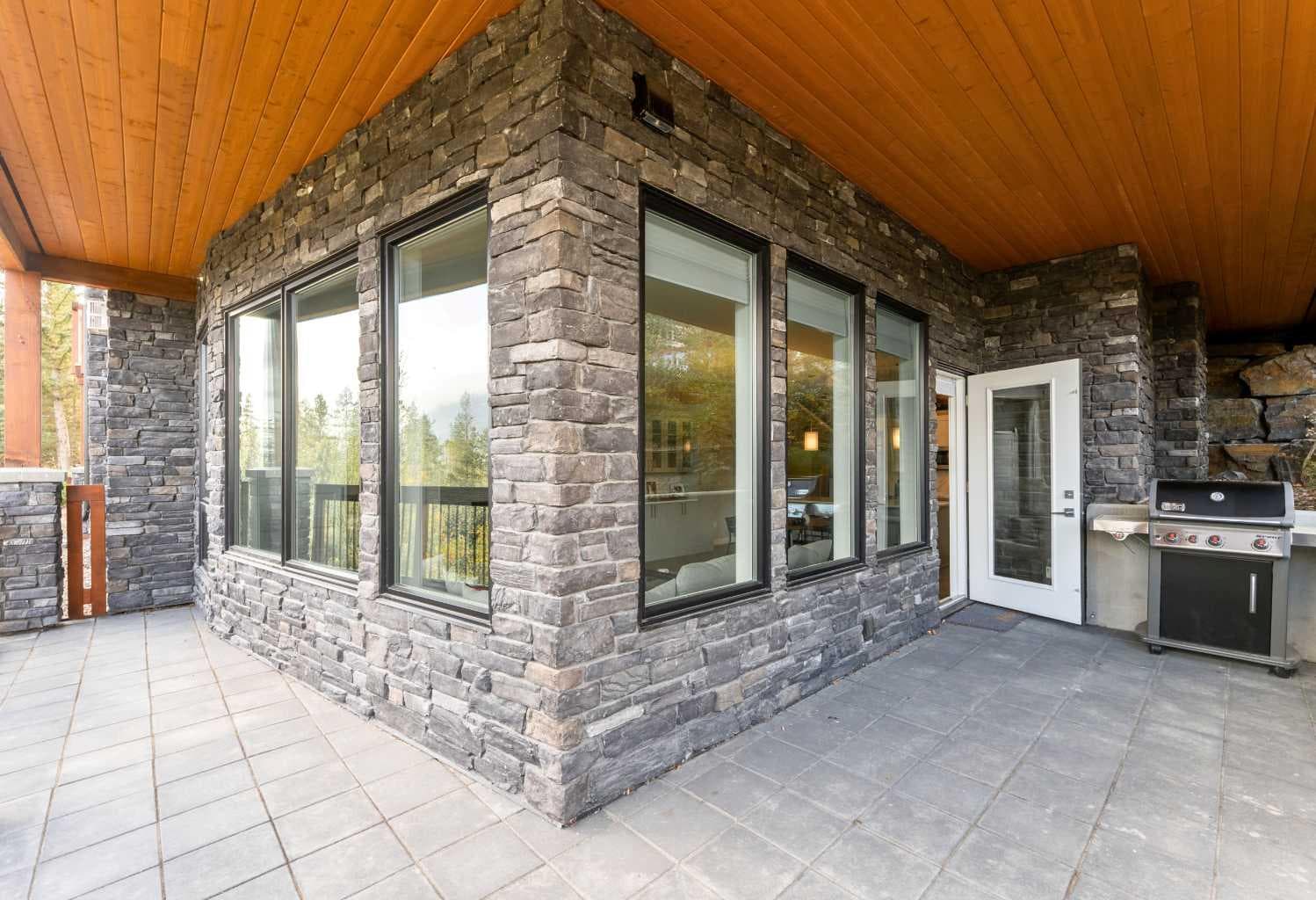 114, 106 Stewart Creek Rise 