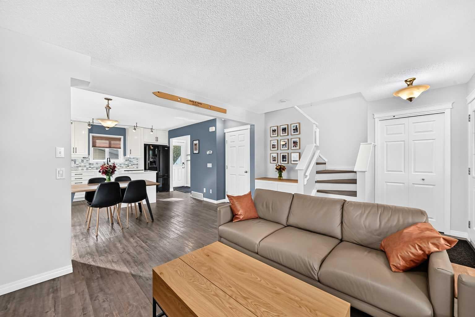 265 Everglen Rise SW