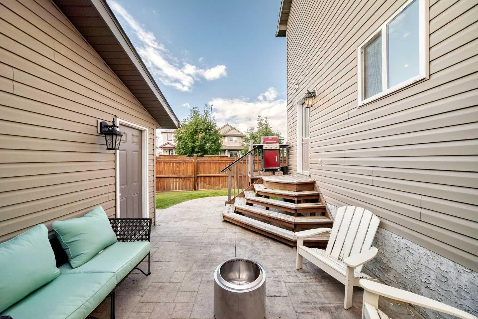 265 Everglen Rise SW