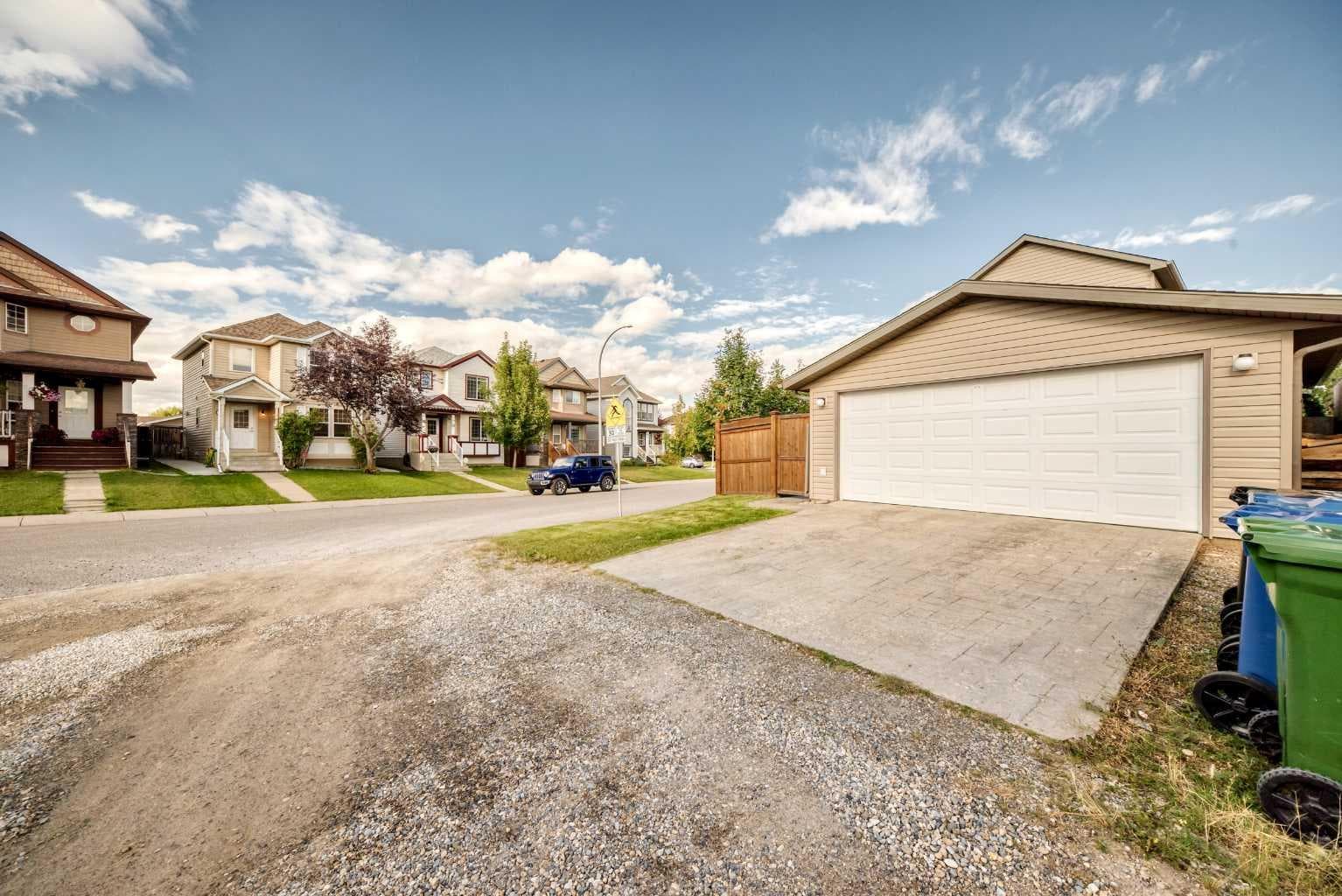 265 Everglen Rise SW