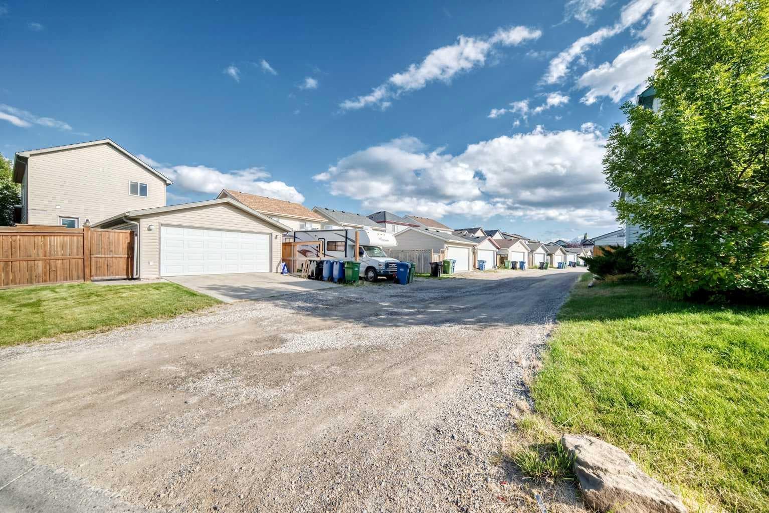 265 Everglen Rise SW