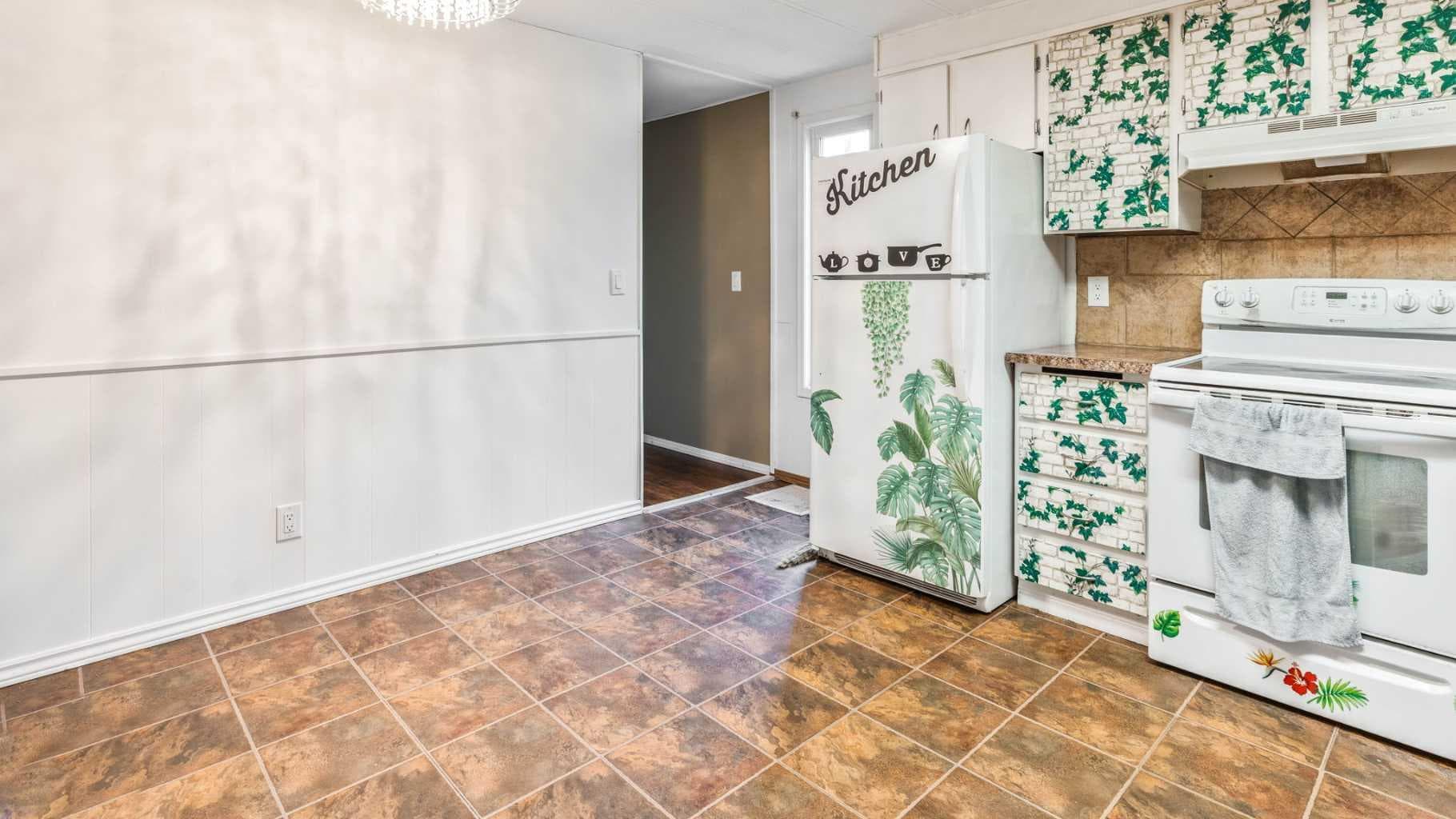 24 spring HAVEN Close SE