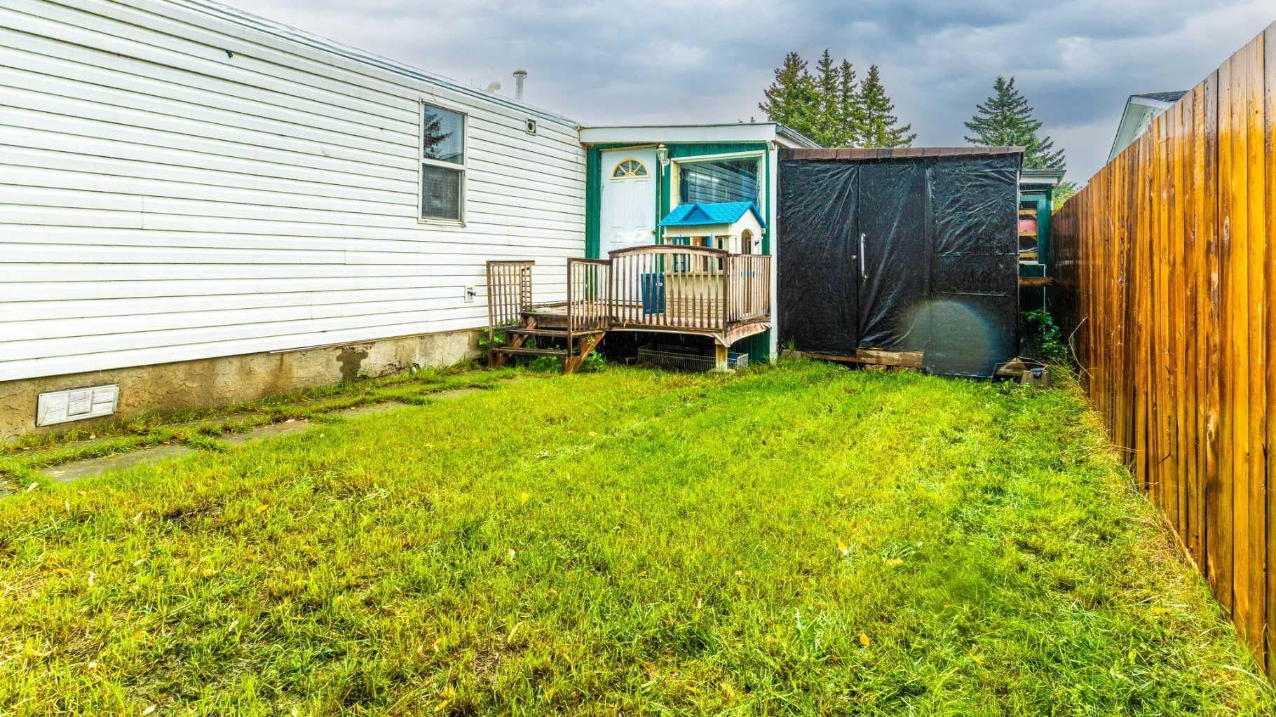 24 spring HAVEN Close SE