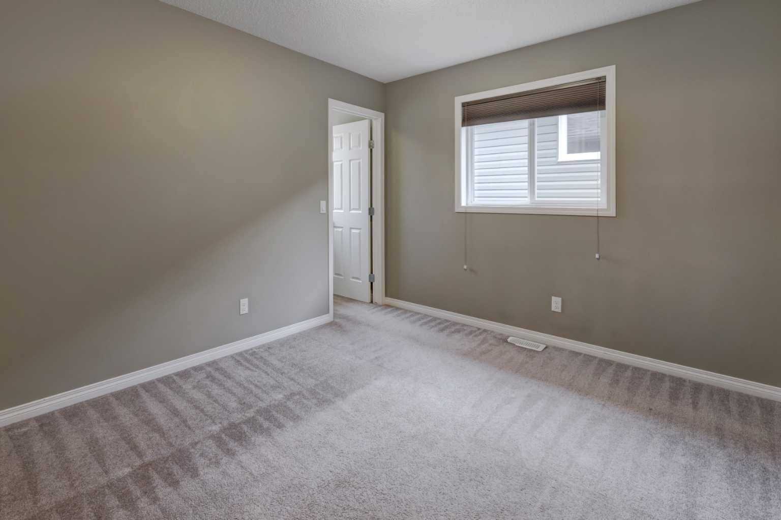 108 Kinlea Link NW