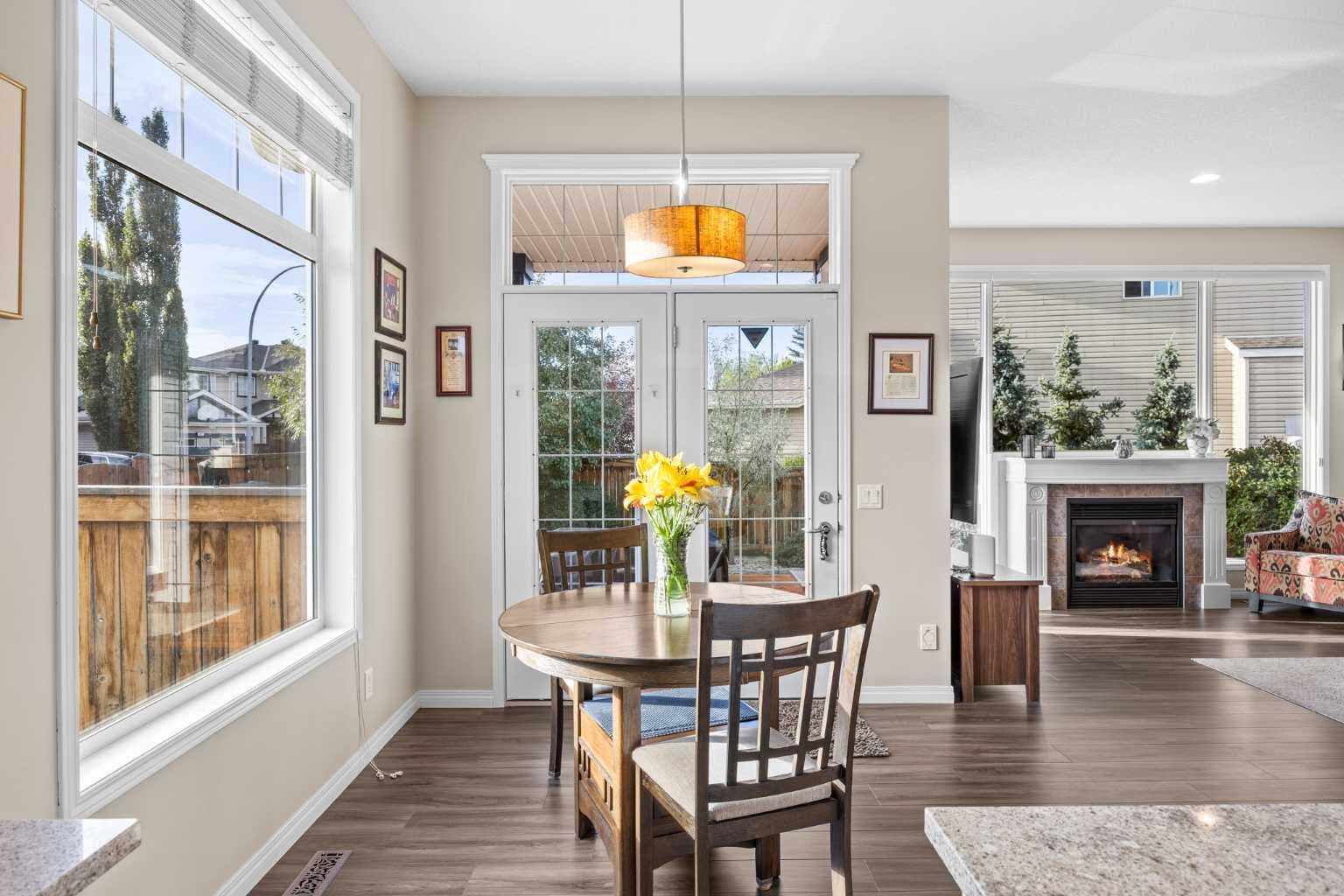 16 Royal oak Heights NW