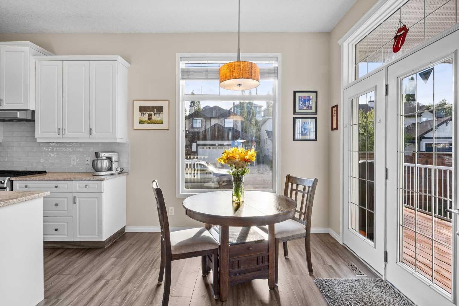 16 Royal oak Heights NW