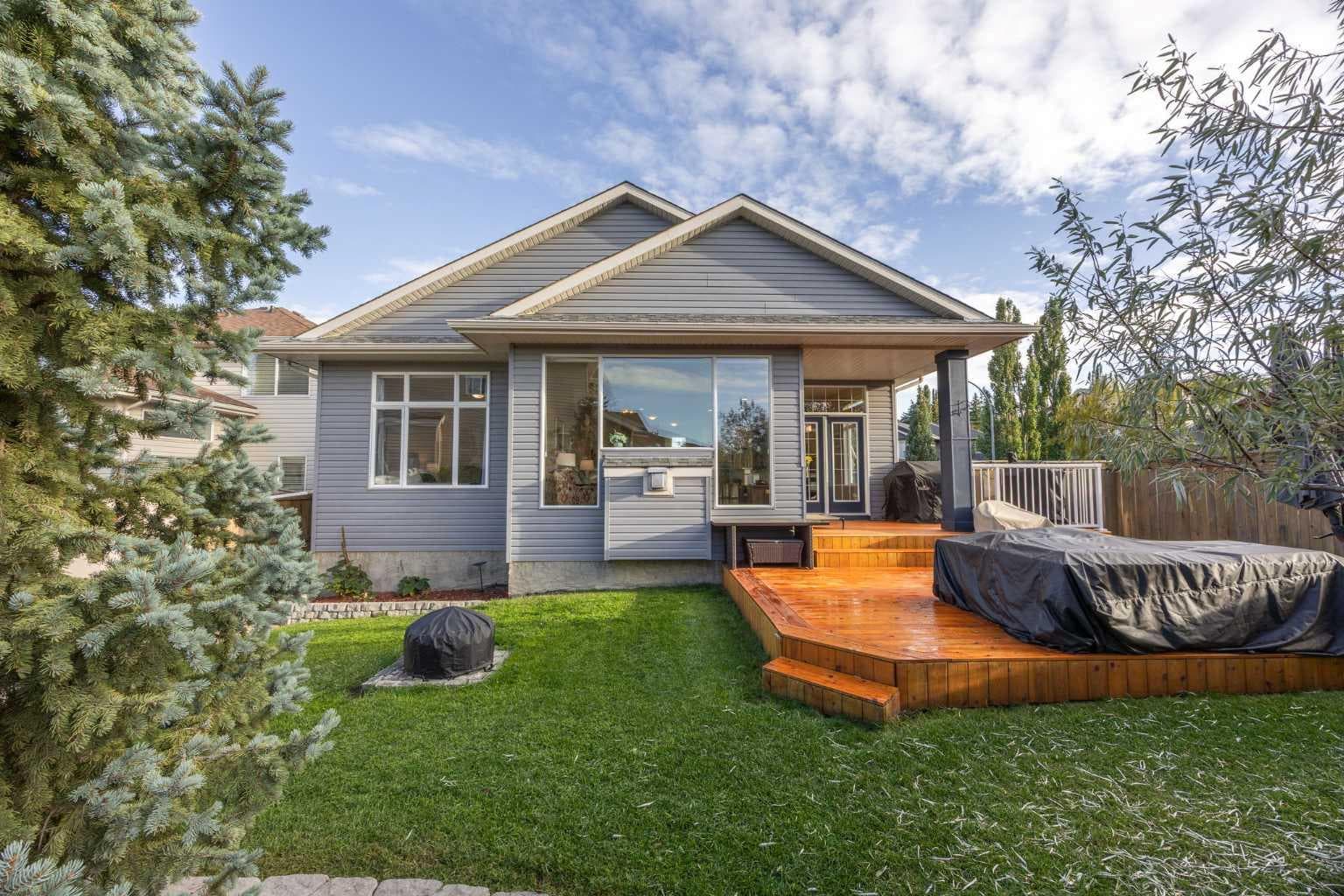 16 Royal oak Heights NW