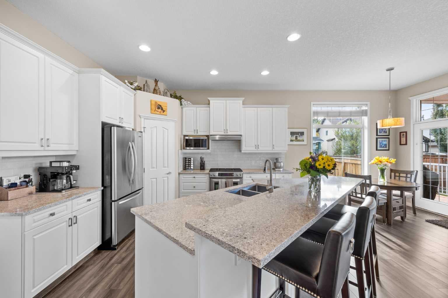 16 Royal oak Heights NW