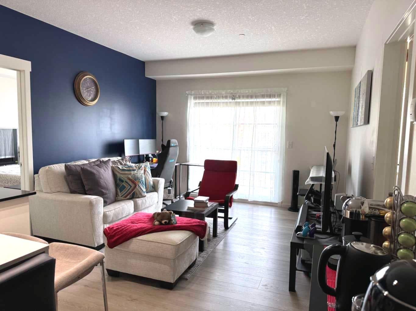 3313, 99 Copperstone Park SE