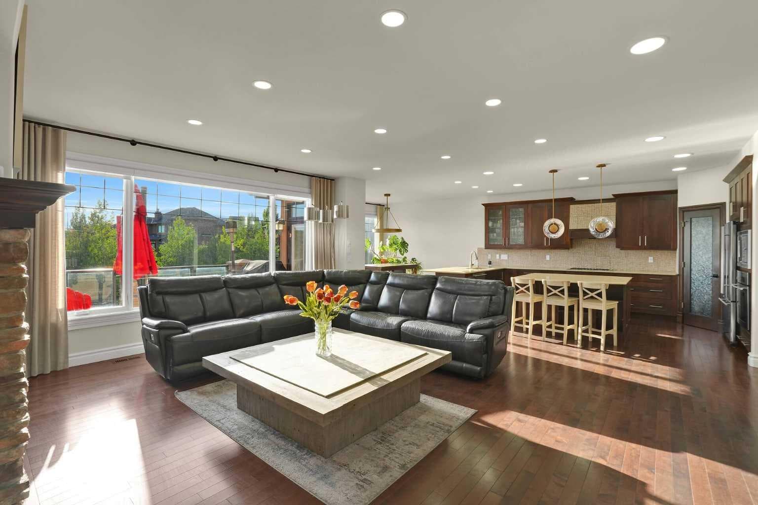 323 Aspen Glen Place SW