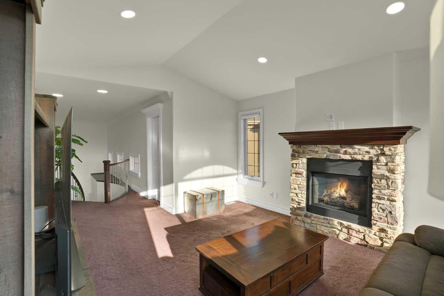 323 Aspen Glen Place SW