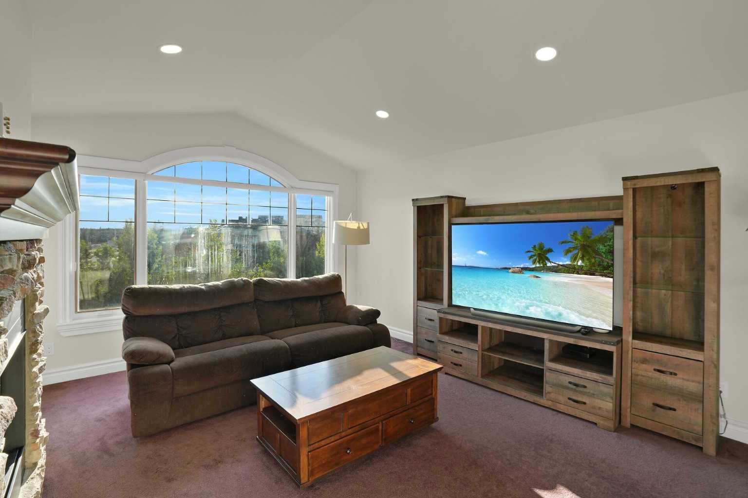 323 Aspen Glen Place SW