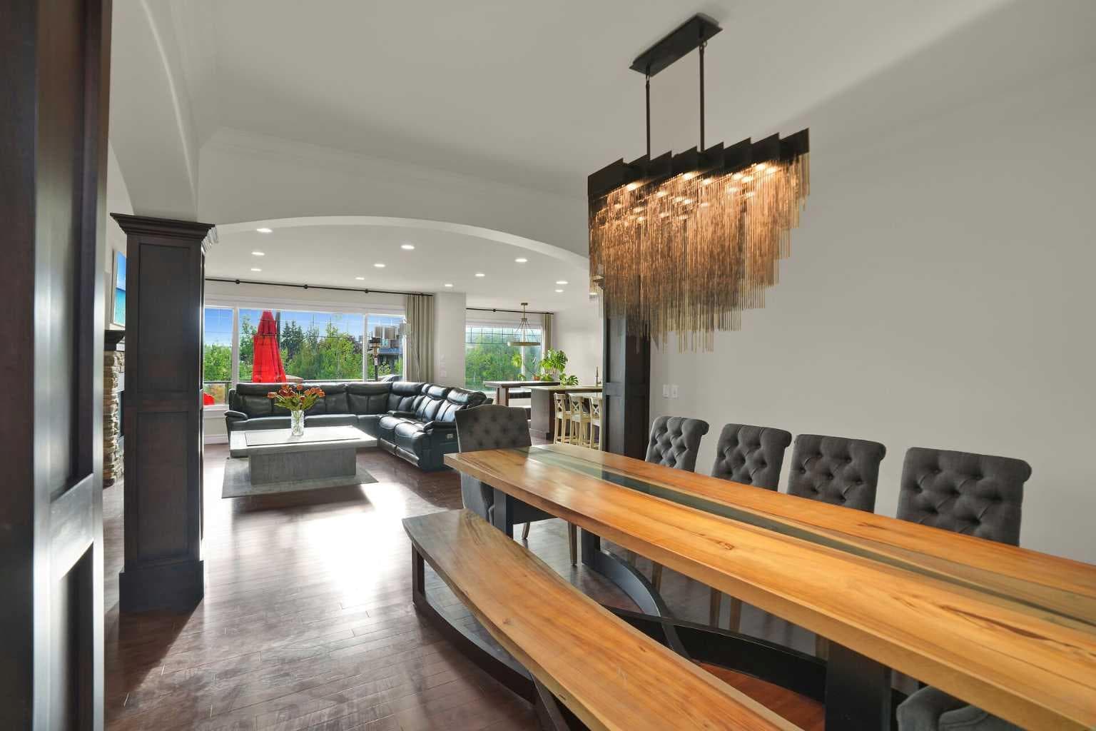 323 Aspen Glen Place SW