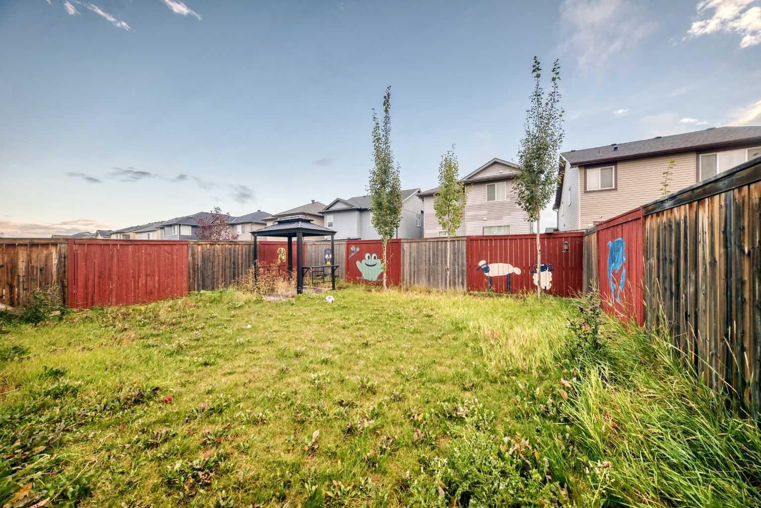 139 Skyview Shores Crescent NE