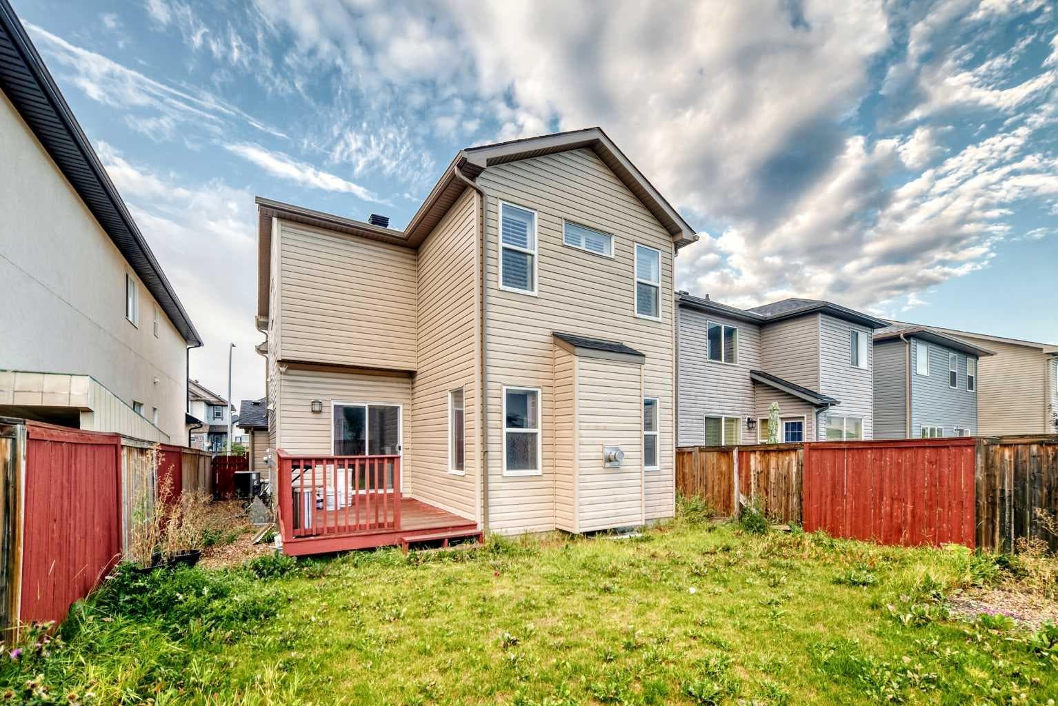 139 Skyview Shores Crescent NE