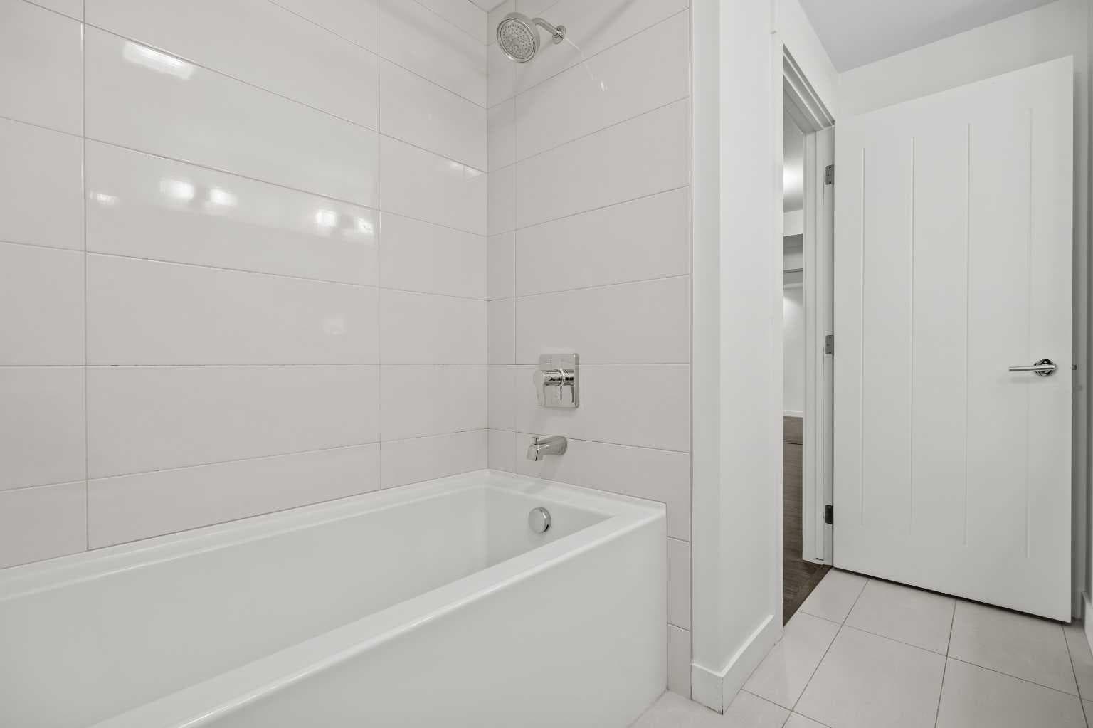 107, 45 Aspenmont Heights SW