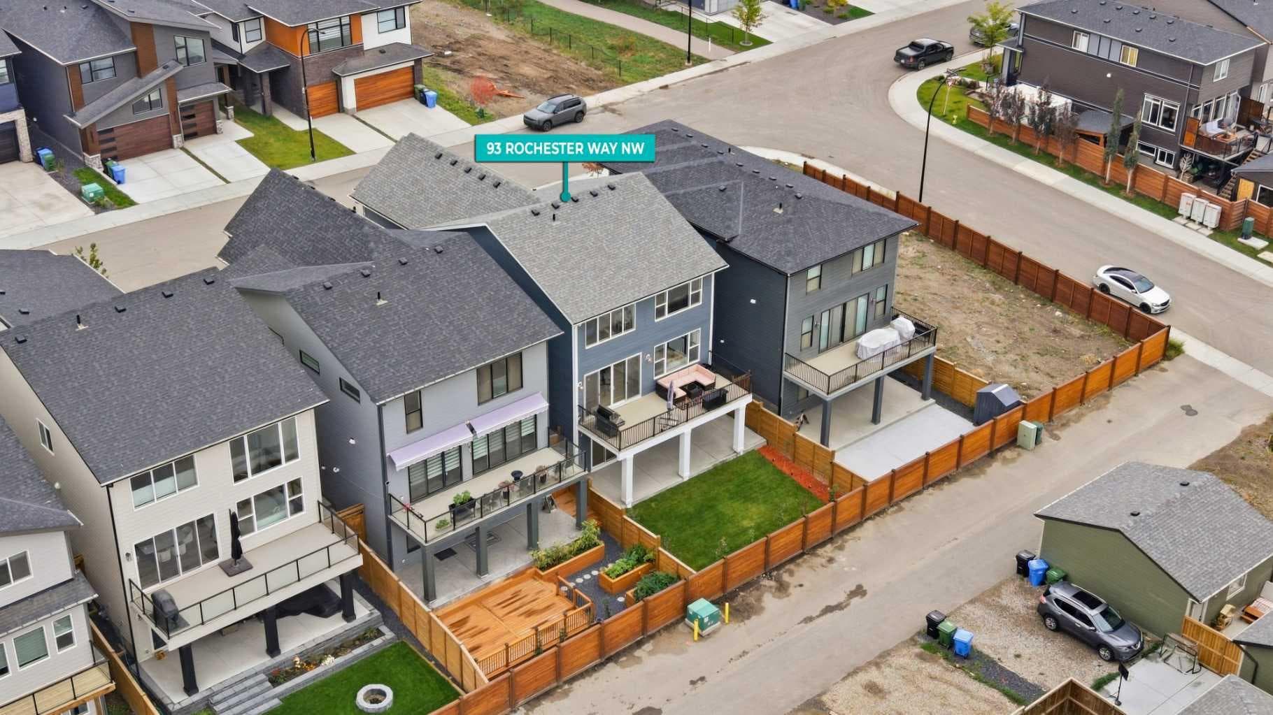 93 Rochester Way NW