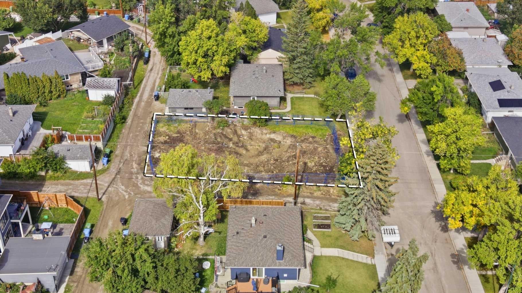 271 Hendon Drive NW