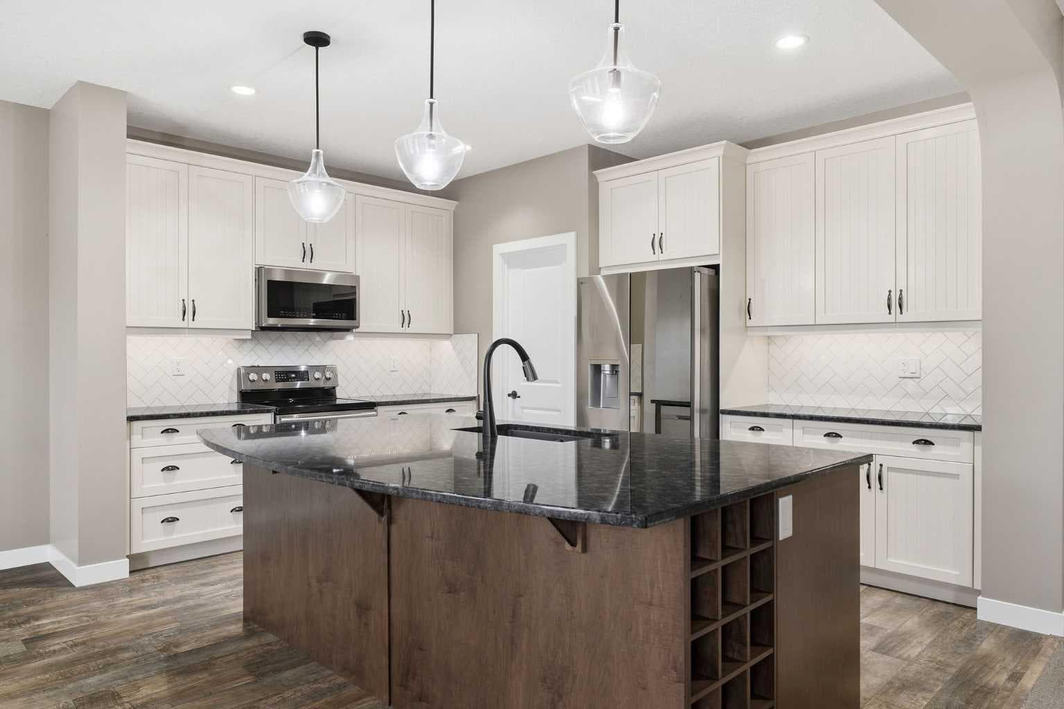300 Aspenmere Way 