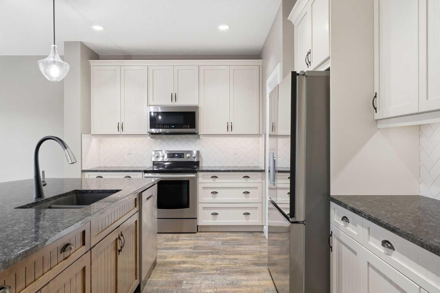 300 Aspenmere Way 