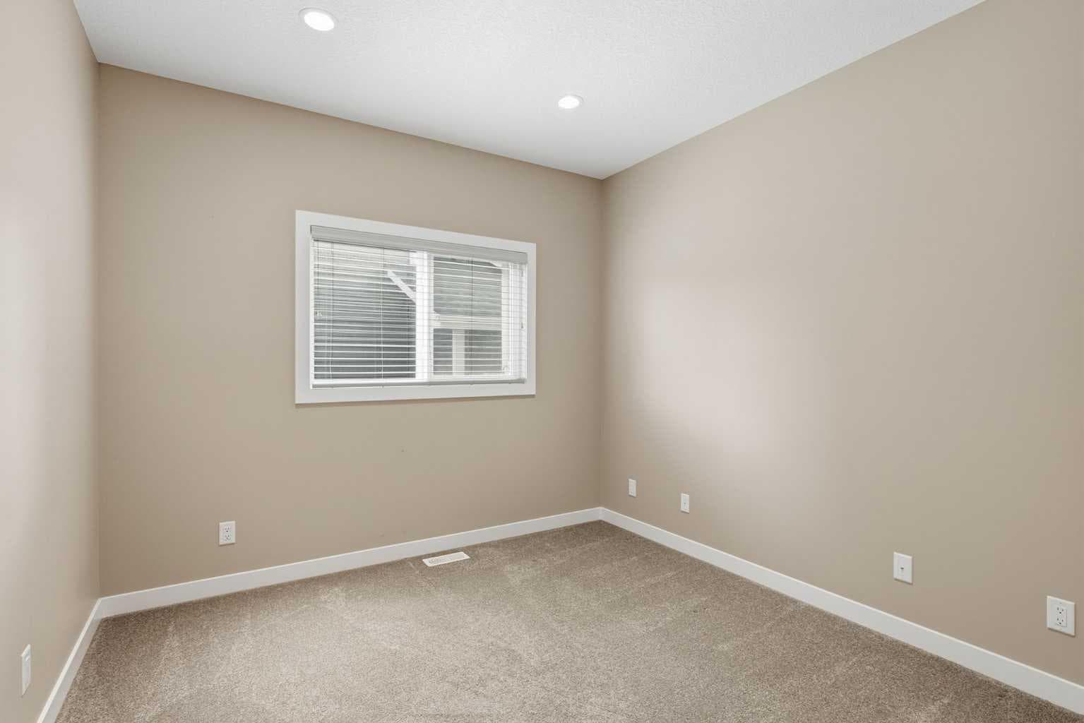 300 Aspenmere Way 