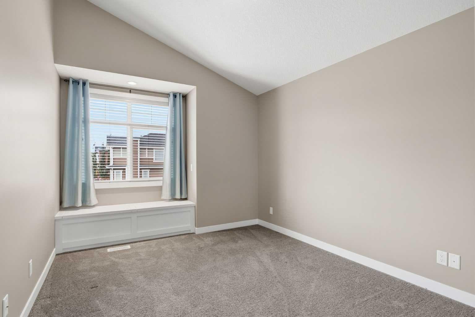 300 Aspenmere Way 