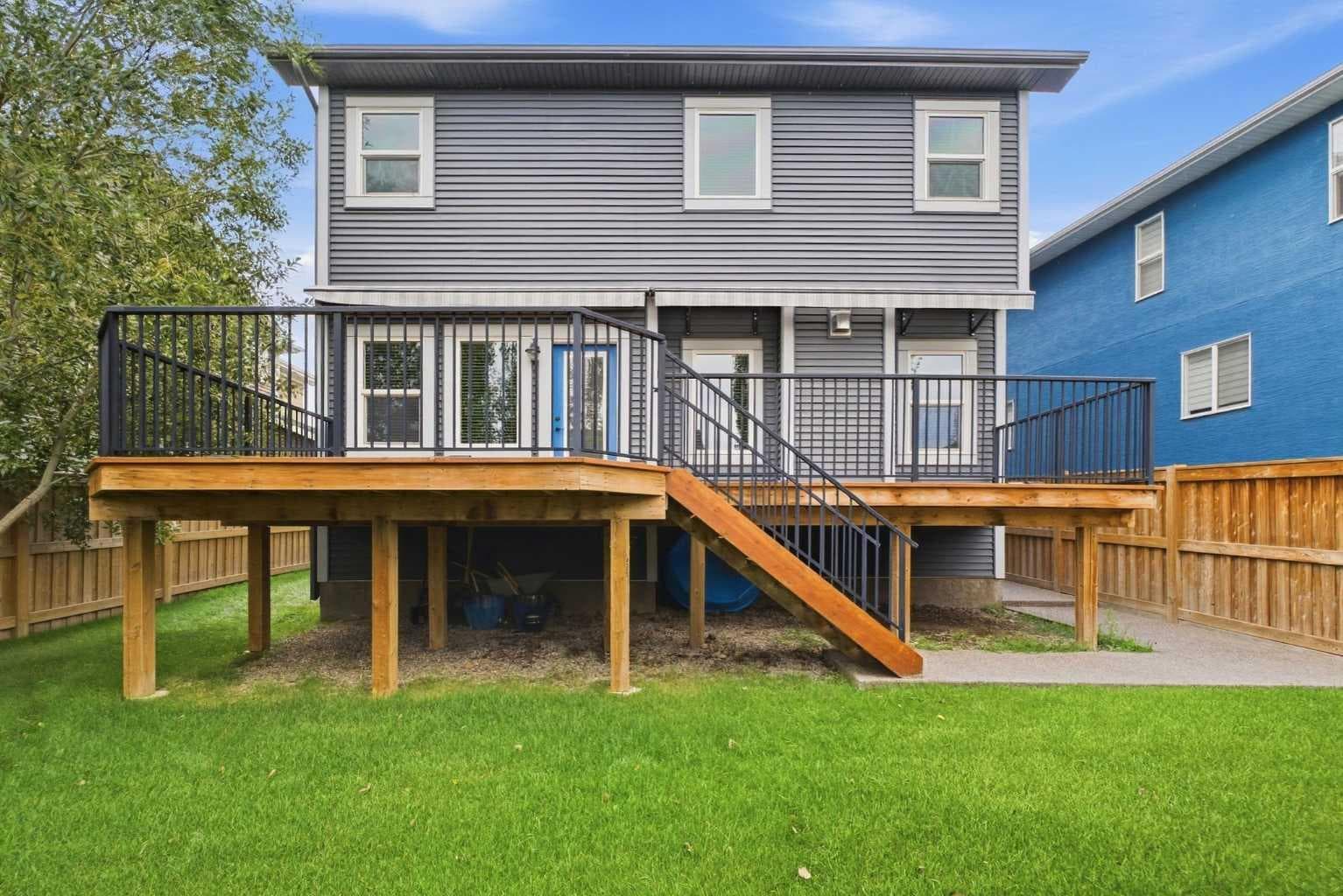 300 Aspenmere Way 