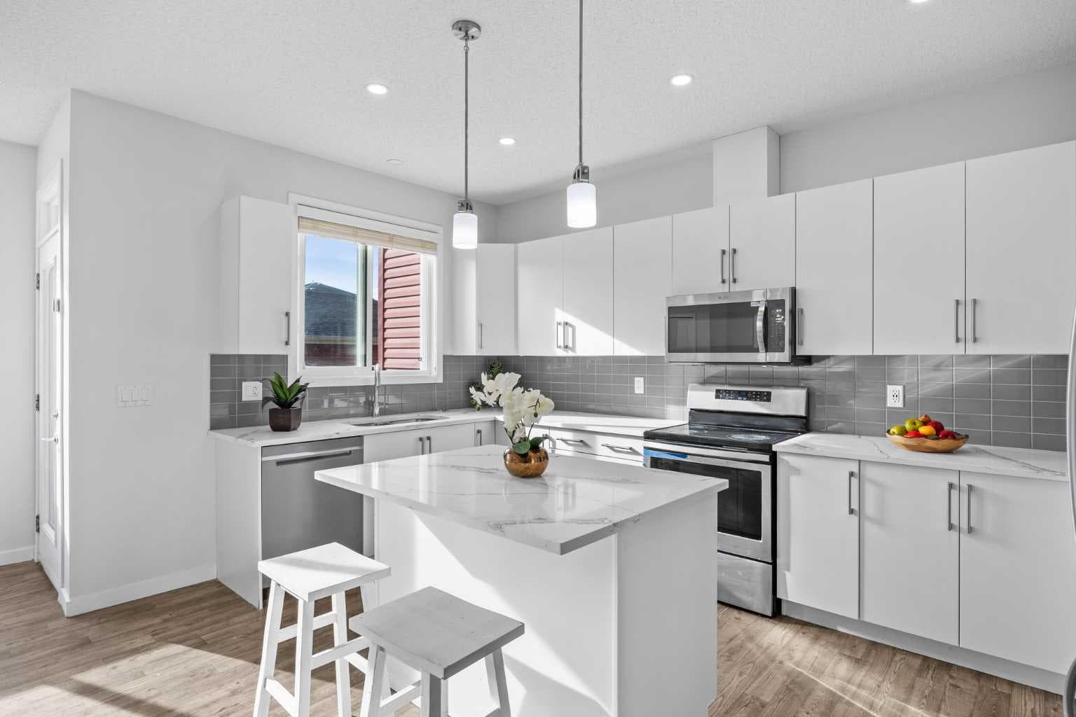 75 Evanston Hill NW