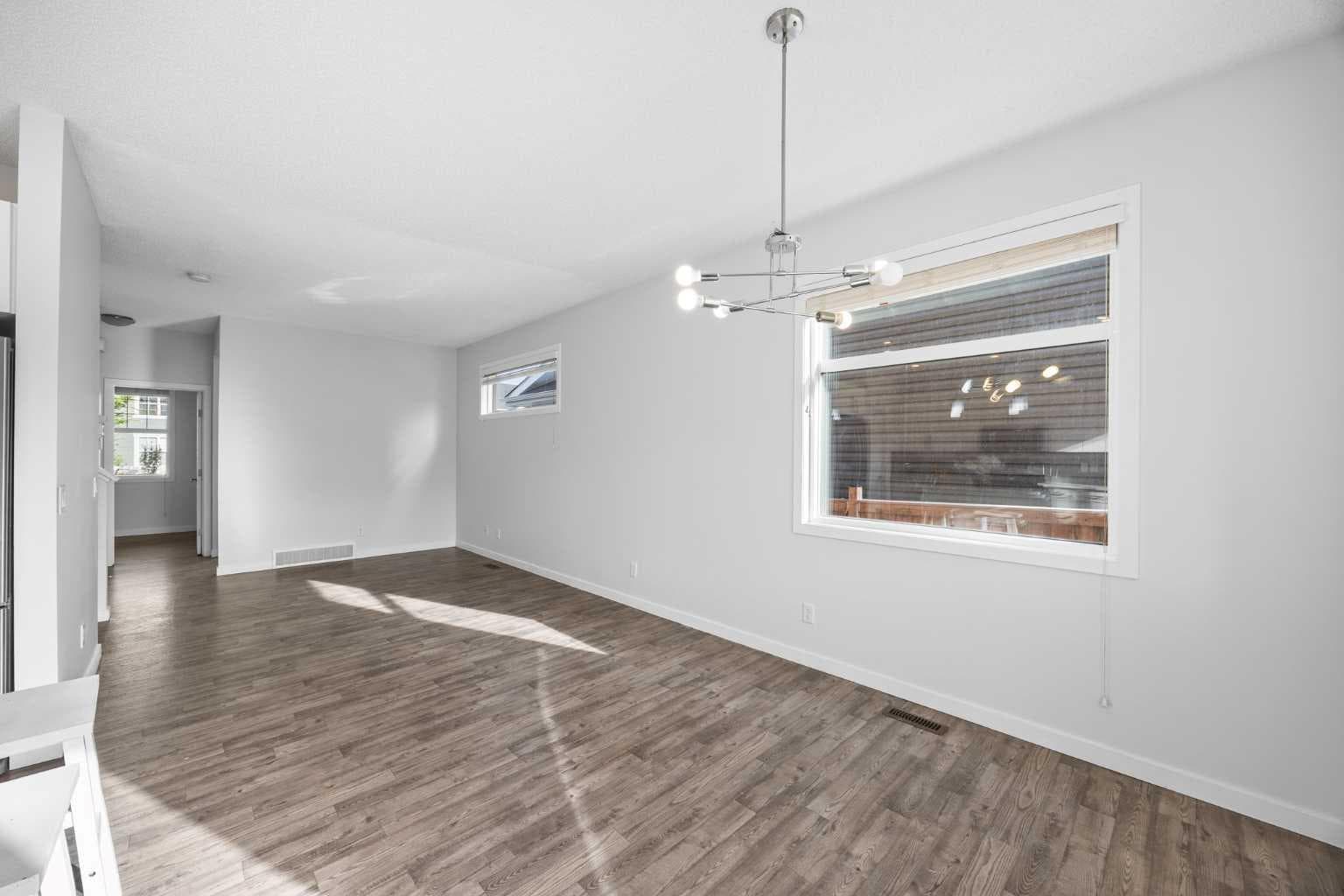 75 Evanston Hill NW