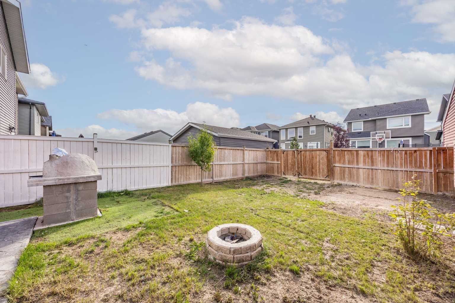 75 Evanston Hill NW