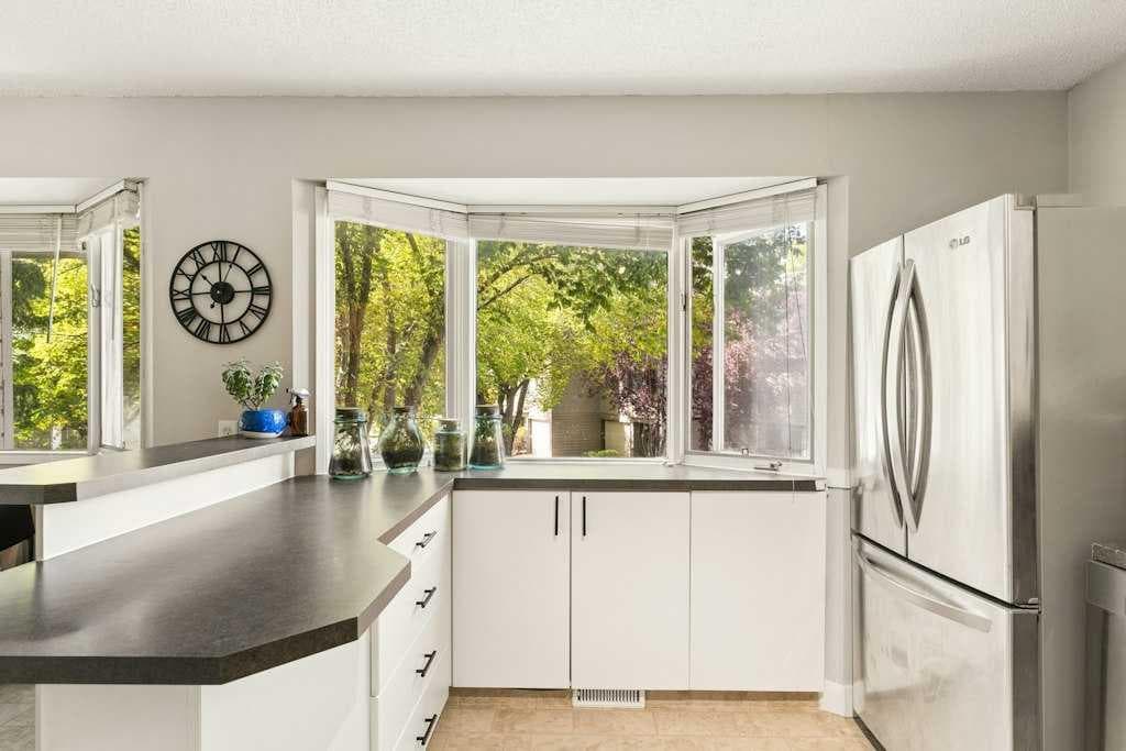 80, 23 Glamis Drive SW