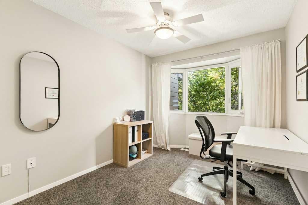 80, 23 Glamis Drive SW