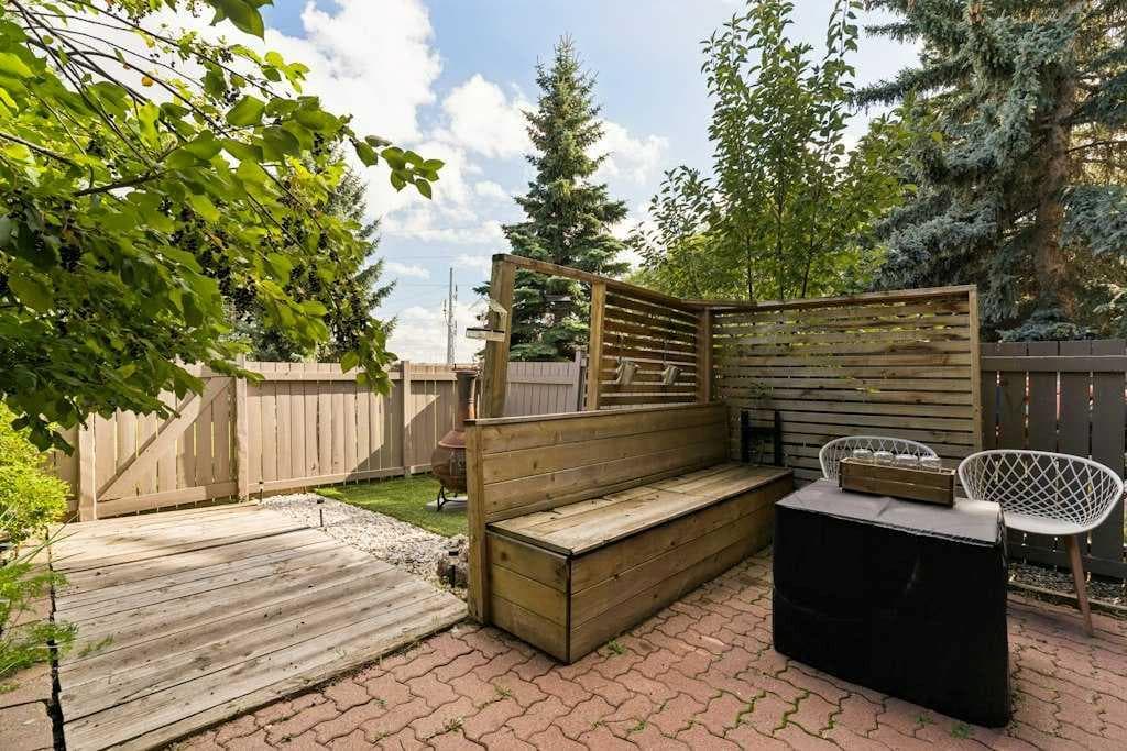 80, 23 Glamis Drive SW