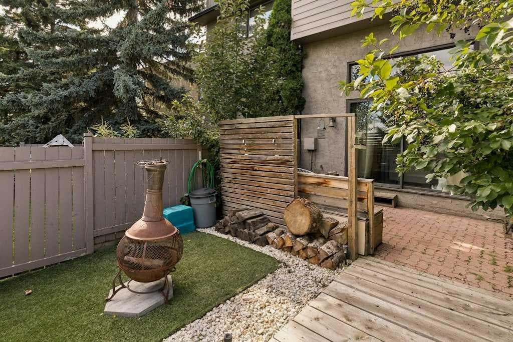 80, 23 Glamis Drive SW
