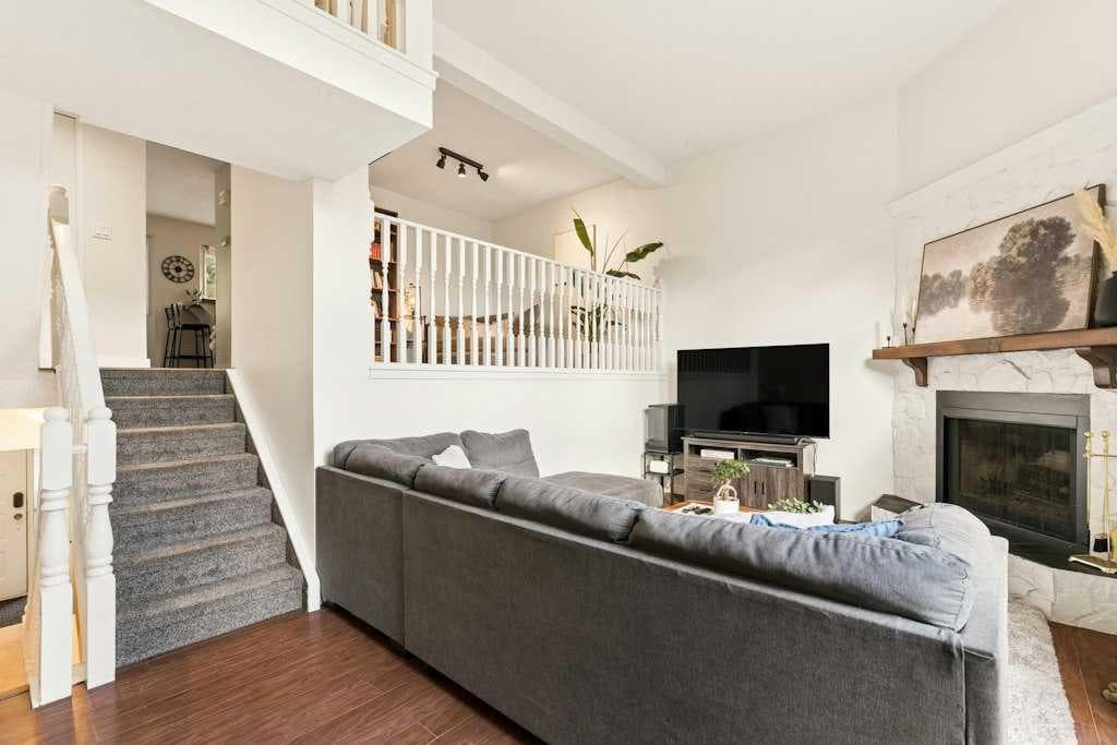 80, 23 Glamis Drive SW