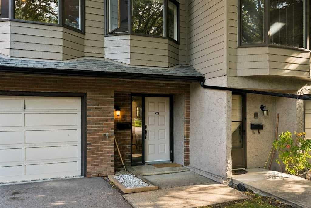 80, 23 Glamis Drive SW